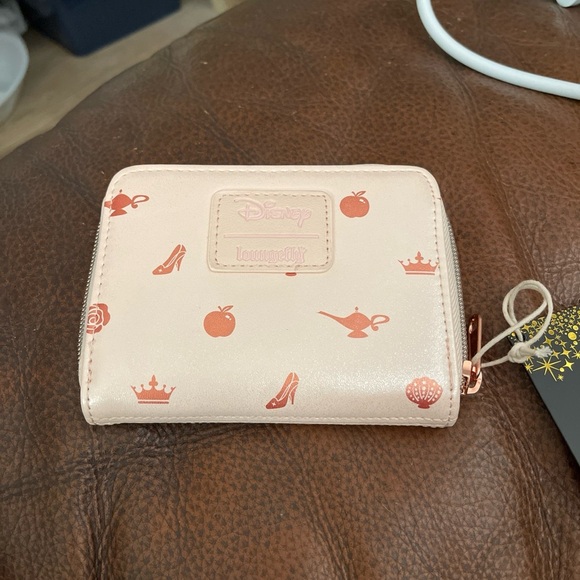 Loungefly Disney Princess Cream and Pink Wallet - Picture 2 of 4